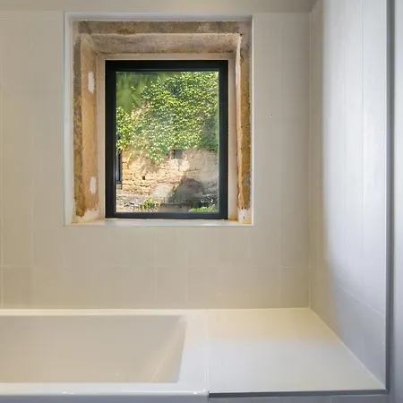 Villa Le Pressoir - Newly Refurbished House With Contemporary Decoration