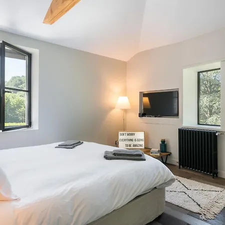 Le Pressoir - Newly Refurbished House With Contemporary Decoration *